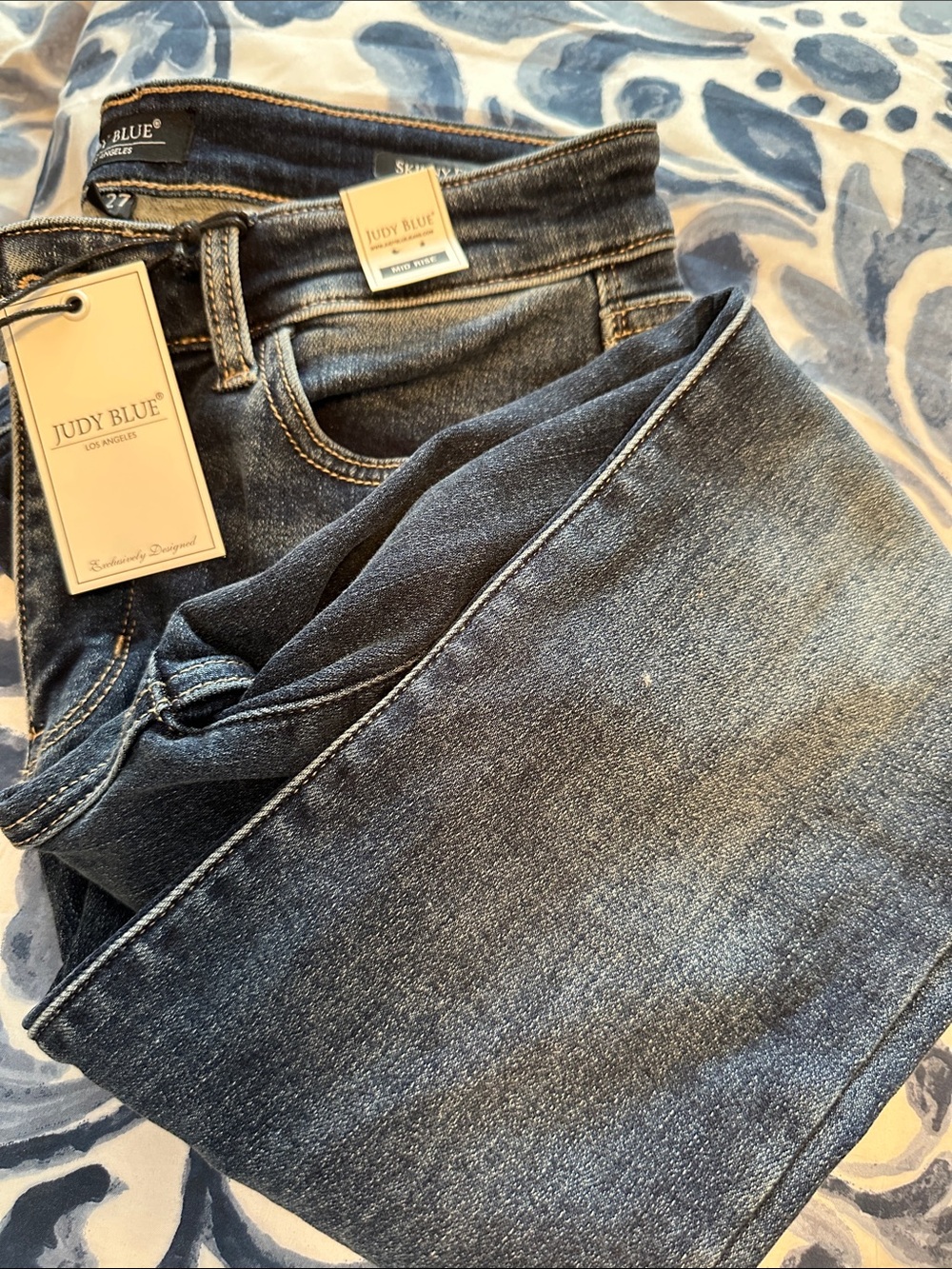 Judy Blue Women's Indigo Stretch Jeggings